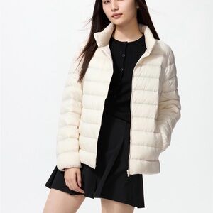 Uniqlo Women's Off-White Ultra Light Down Jacket
